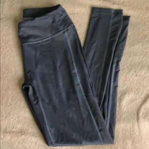 Victoria’s Secret sport leggings